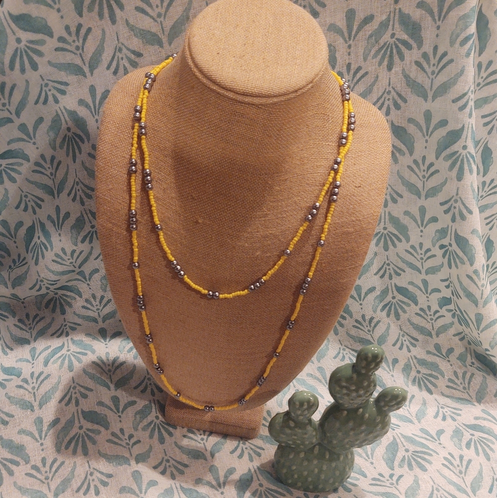 Beaded faux Navajo pearl necklace